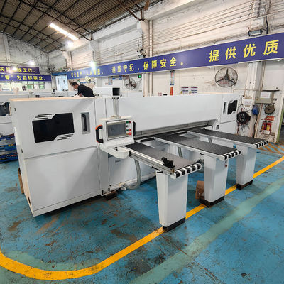 16.5kw パワー コンピュータ化 CNC 自動 木材板 切断 梁 ソー 木工用