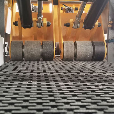 11KW-22KW メインモーターパワー MJ400 木材切断 ホorizontal Band Saw Machine with Wheels 木材切断用横断帯のシール機