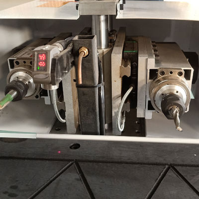 木材掘削機 CK-3000B レーザーCNC 2対1 見えないコネクタ スロッティングサイド掘削リグ機