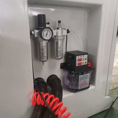 木製パネル家具 750W 400Wの電圧を持つ水平マルチスピンドル掘削機