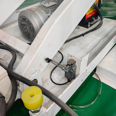 実際の負荷 1500kg PDL01 3kw 380v/50hz ローラー装置付き水力電気リフティングテーブル