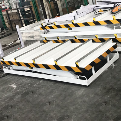 パネル家具の加工と積載のための重用水力シーザーリフトテーブル