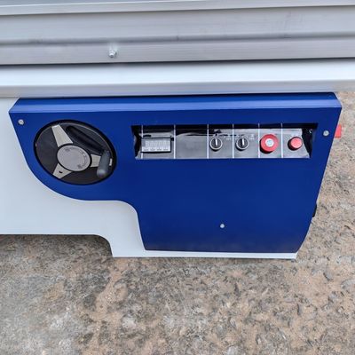 5.5 KW メインモーターパワースライディングテーブルソーマシーン Max. 作業部品の長さ3200mm