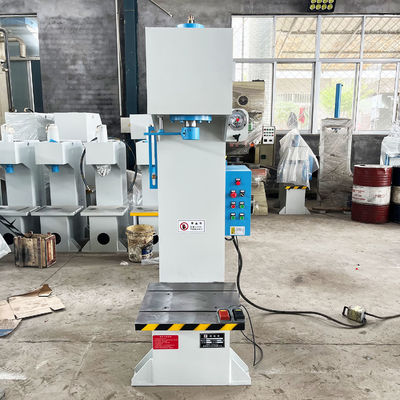 4kW 小型10トンの単腕液圧プレス機