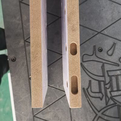 900KG 重量 横向きの二重スピンダー CNC サイドホール 掘削 機械 木工用