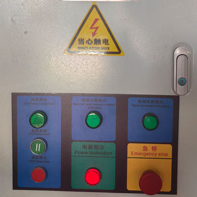 0.6-0.8Mpa 空気圧 ローータリー プネウマティック クランプ キャリア マシン 木板 結合
