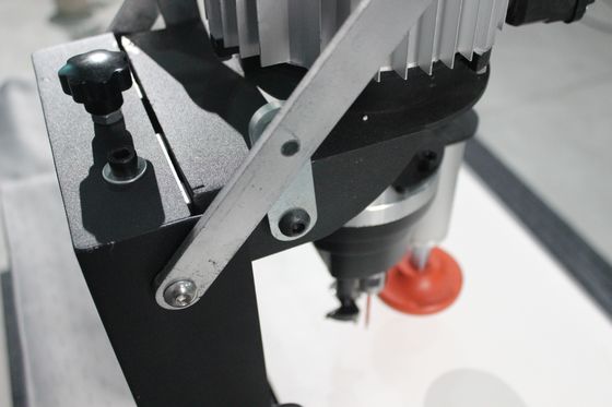 手持ちのヒンジホールの掘削機械 掘削深さ0-40mm 木工工房