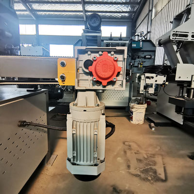 横軸 400mm 木材バンド ソーミル 自動 給餌 速度 と 精密 切断