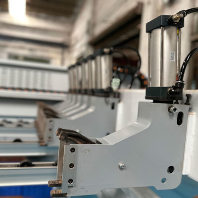パネル切断 木工 CNC ビームソーマシン 自動精密機能