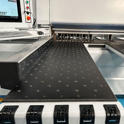 高精度CNCパネル用家具産業用切削機 5100x6300x1900mm