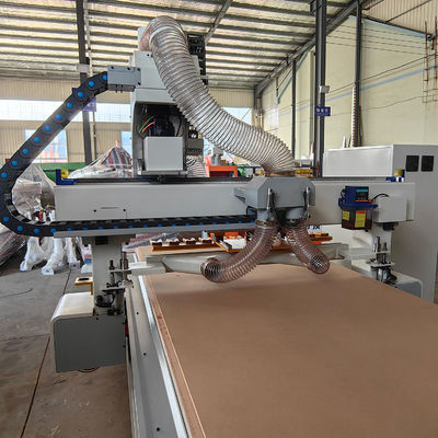 9KW スピンドルパワー PK1325 ATC CNC ルータ 木製複合板家具の溝と切断