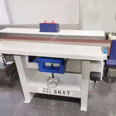 精密な木工のためのダブルベルトの丸い砂機 自動テーブルが含まれています