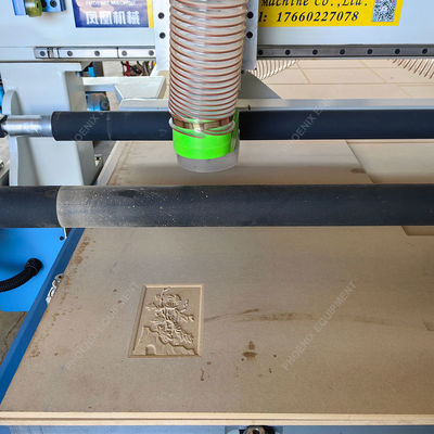 6kw スピンドルパワー 重労働木工産業用 CNC 木刻機 PK1325