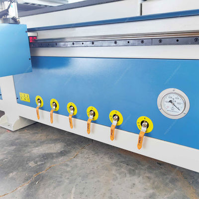 6kw スピンドルパワー マルチヘッド CNC 木刻機 家具とアクリルプラスチック