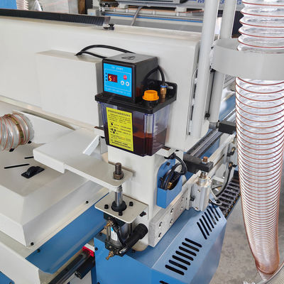 シングルスピンドル 木工 彫刻 彫刻 1300mm 移動する CNC ルーター 機械