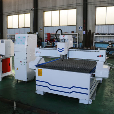 PM1325 CNC 木工広告彫刻機 0.02mm 位置位置精度