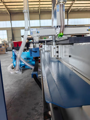 1700KG 重荷 4軸 3D CNC ルーター 木材 アクリル 木工家具 彫刻