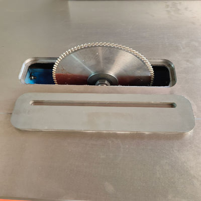 木工機械のアクリル切削用円形シール機