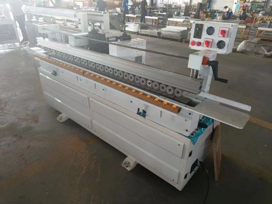 簡単に操作 家具製造のための木工 プラナー スロット 機械