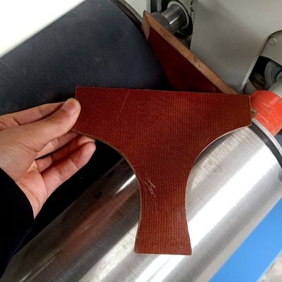 600KG 重量 MT6113 高精度な粘着器 / MDFロール用広がり機