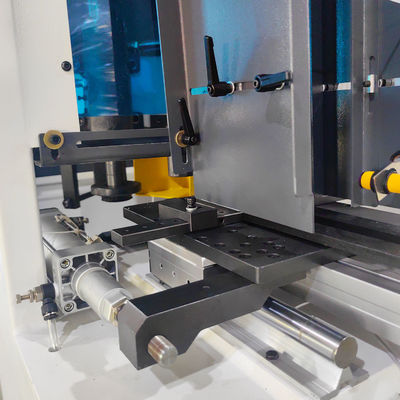 30mm スピンドル直径 木柄 木材加工プロセスのためのカスタムコピーフライリングマシン