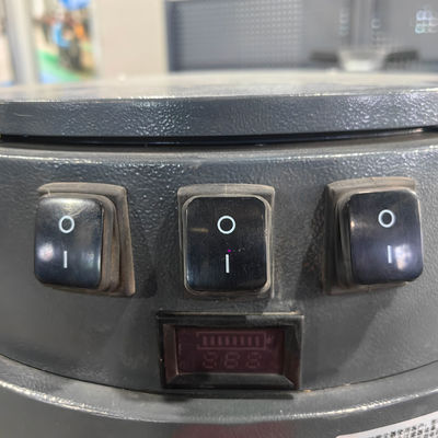 バッテリー容量 100AH D100PbAc 100L 電気床掃除機