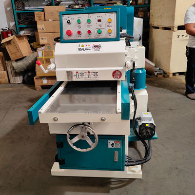 950 KG 直角切断頭 木工用の自動給水平面機 MBZ524A
