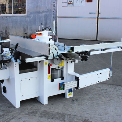 300x1500mmのテーブルで木材を切るためのC300スピンドル木工組合せ機械