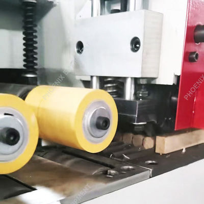 簡単に操作できる丸い棒形作機 掃描棒切断と木材加工