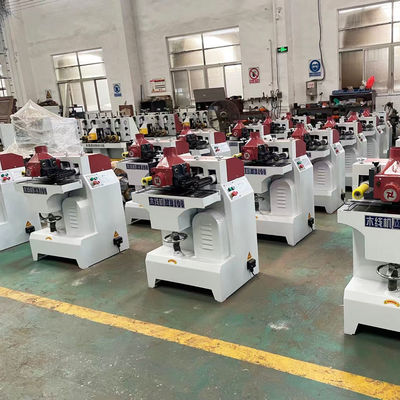 滑らかな木工と6m/minの給餌速度のための150mmウッドラインスピンドル鋳造機