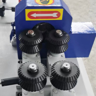 ブラームハンドル機械 サンダー モップ 丸い棒 磨き 固木砂磨機