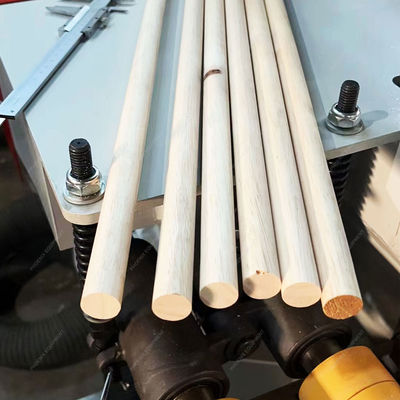 700KG 木の棒のドウェルを作る機械 任意の電圧 220v / 380v / 415v / 440v