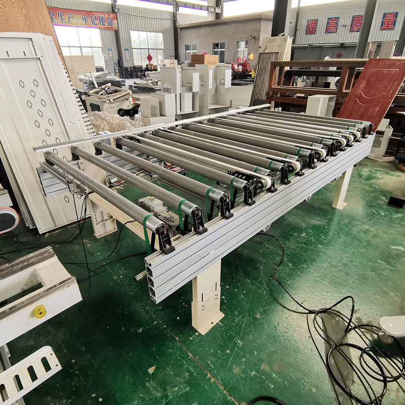 1300mm 幅 完全自動 スタッドレスタイヤ パーソナライズ マルチロール コンベヤーライン 組み立てライン コンベヤー