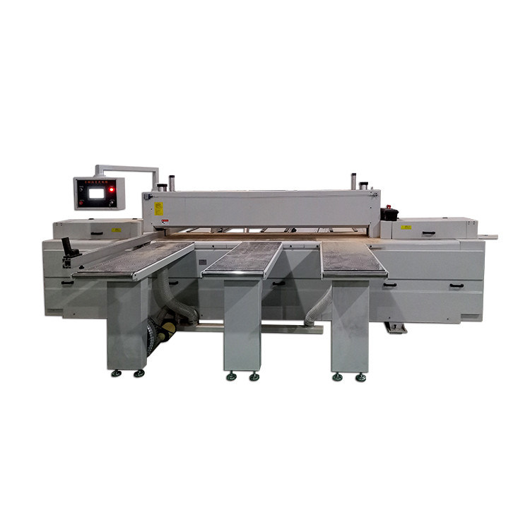 木工機器 5200mm*3900mm*1700mmの自動鉄톱CNC 仕様