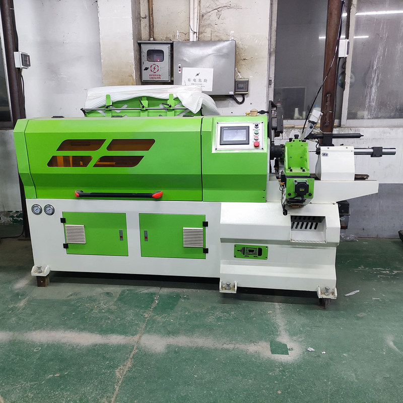 マックスで汎用的な木工 CNC 木材ラートンターニングマシン. ターニング長さ750mm